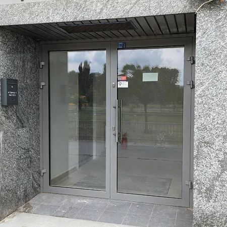 Floor -1 No Window Kijowska Stadium Варшава